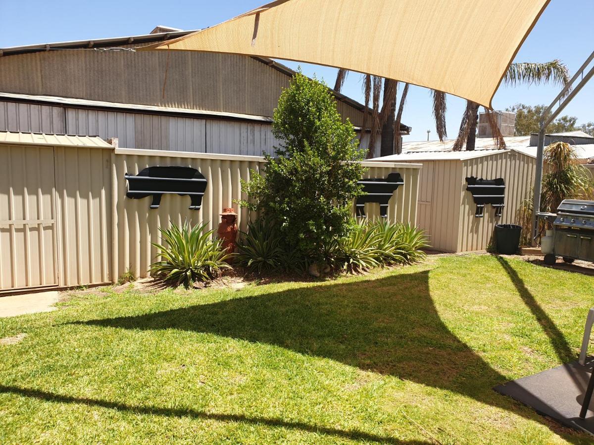 Warrego Motel Charleville Exterior foto